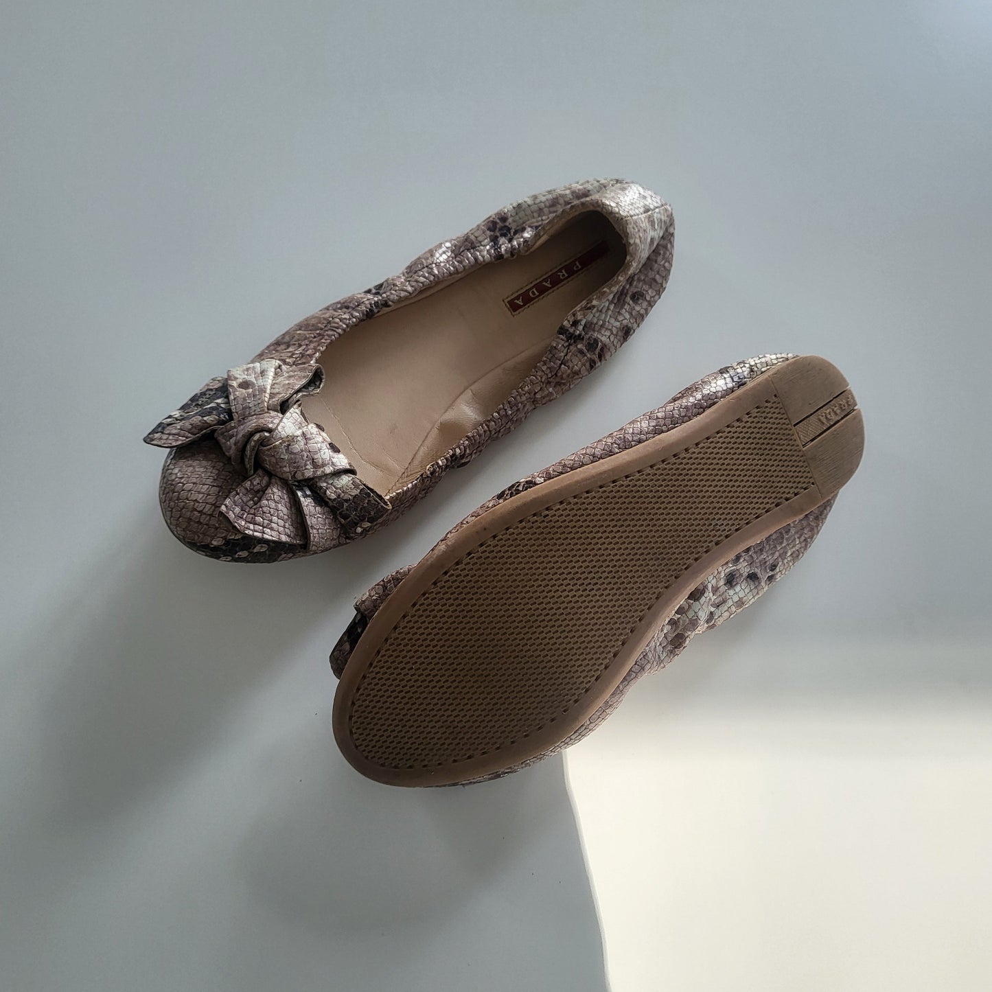 Prada flats str 39 1/2