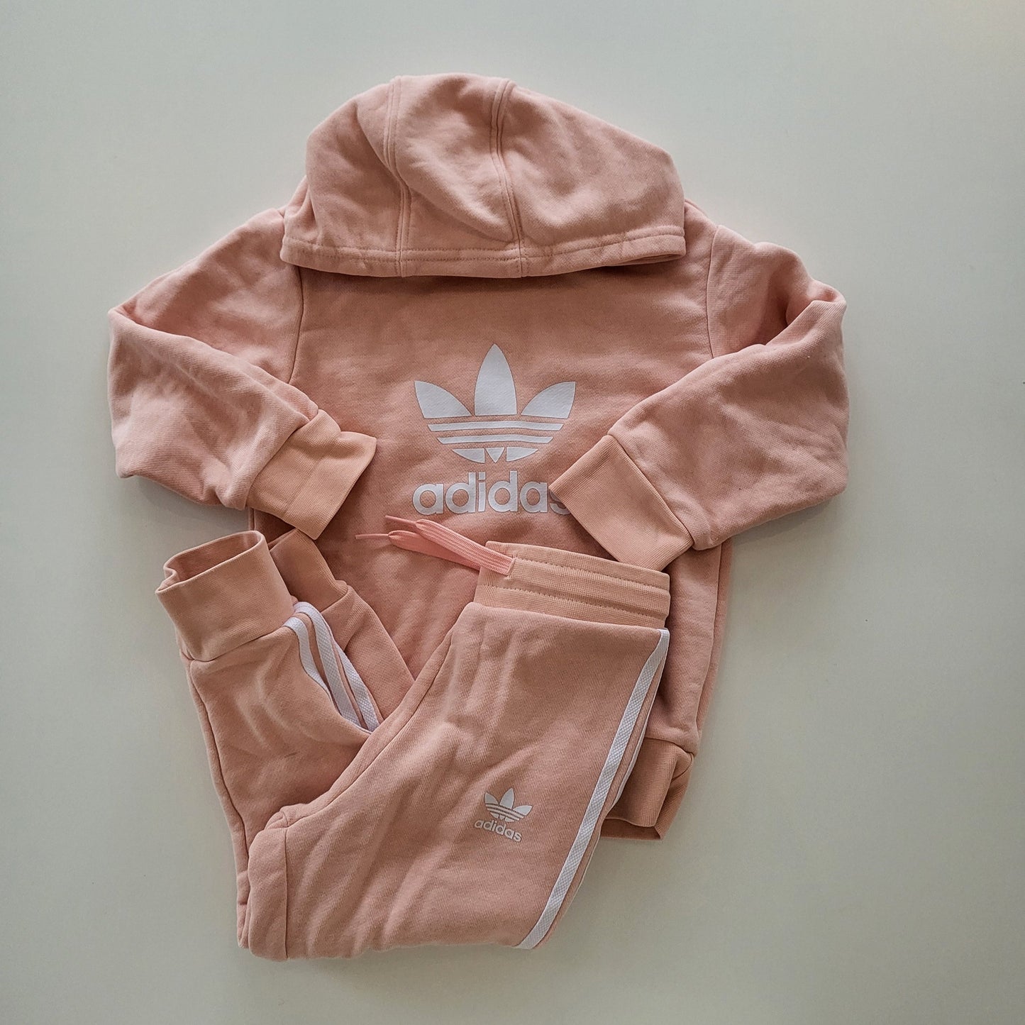 Adidas str 2-3 år