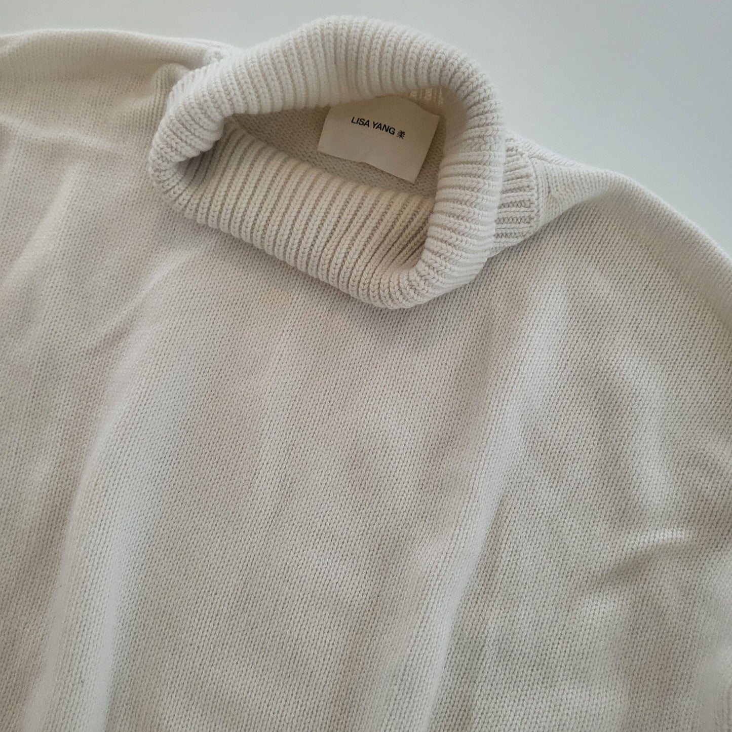 Lisa Yang str 1 S/M