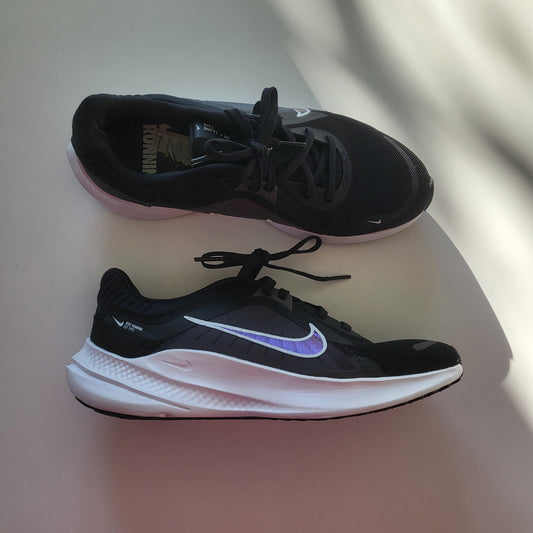 Nike str 38